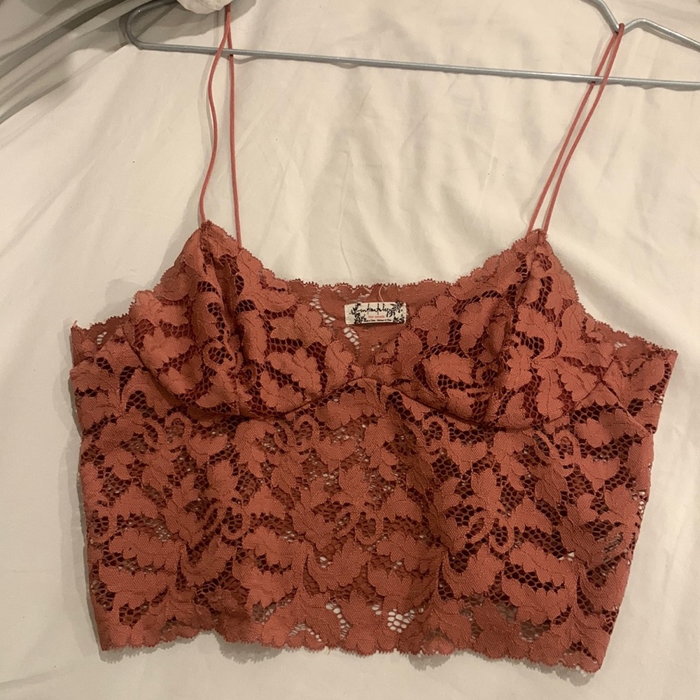 Free People pink lace spaghetti strap crop tank top